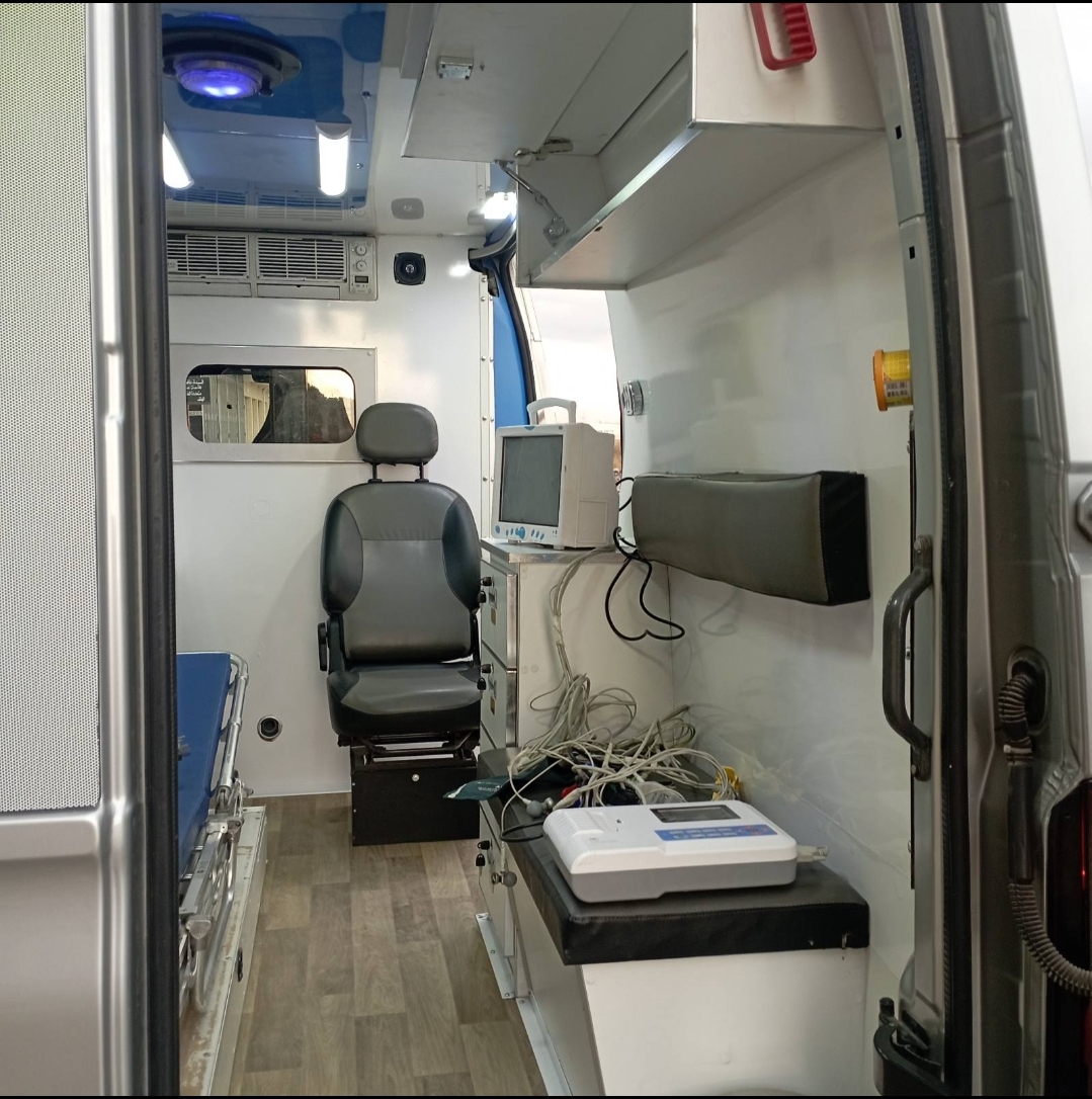 Ambulance Peugeot Intérieur Équipé